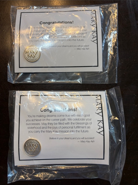 Mary Kay Jewelry - Mary Kay Gold & Silver Recognition Pins with Message Cards (set of 2)